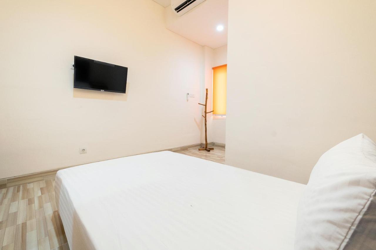 Oyo Life 2801 Sari Panguripan Hotel Kejayan Buitenkant foto