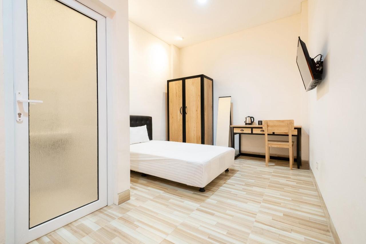 Oyo Life 2801 Sari Panguripan Hotel Kejayan Buitenkant foto